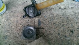 gs550 et 1980 petcock bit broken.jpg