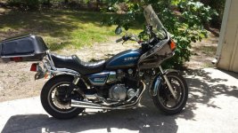 1100 GL r side-2.jpg
