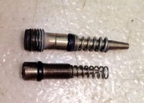 Air and Fuel Screws.jpg