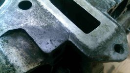 Cy Head crack 1.jpg