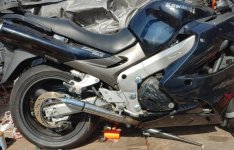 Click image for larger version  Name:	zzr1200-exhaust mod.jpg Views:	0 Size:	85.1 KB ID:	1728333