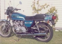Click image for larger version  Name:	81-motorbike2-suzuki-gsx550es.jpg Views:	19 Size:	104.1 KB ID:	1692369