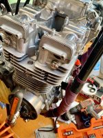 04-suzy-valves.jpg