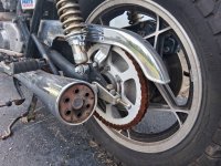 Red light Rusty chain.jpg