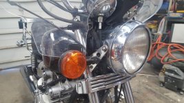 1100 headlight and blinkers.jpg