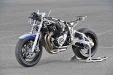 suzuki_xr69_4-690x459.jpg
