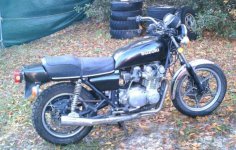 GS750B.jpg