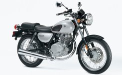 050214-2015-suzuki-tu250x-f.jpg